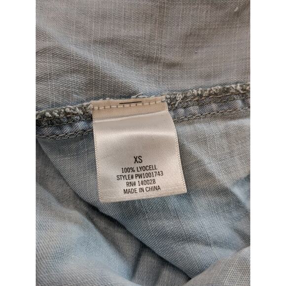 Harper Retro Denim Top XS‎ Blue Tie Front Button Up Short Sleeve Casual V-Neck - Picture 4 of 9